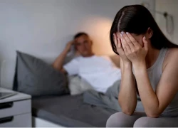 6 năm còng lưng gánh nợ, vợ ngã quỵ khi chồng buông câu phũ phàng
