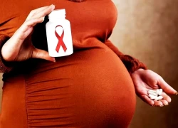 ARV Chìa khóa giảm lây truyền HIV từ mẹ sang con