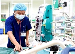 Bé gái 10 tuổi ở Bắc Ninh nguy kịch vì uống nhầm thuốc diệt chuột cực độc