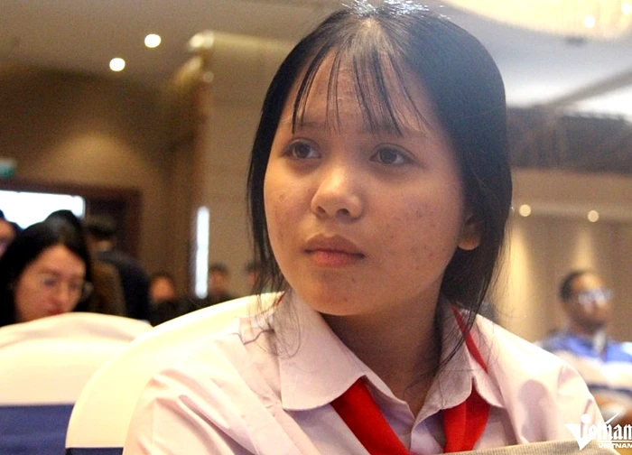 Bố qua đời sau một ngày nói hiến tạng cho mẹ, bé gái 11 tuổi nghẹn ngào