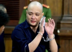 Ca sĩ Quốc Kháng lĩnh 18 năm tù