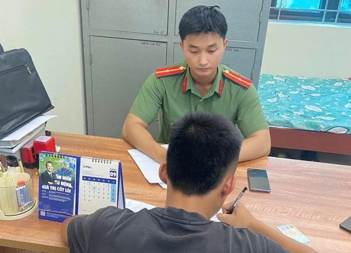 Công an nhắc nhở thanh niên đăng video cổ vũ đua xe trái phép