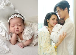 Quỳnh Lương khoe con gái vừa đầy tháng, dân tình nhận xét "sao y bản chính"