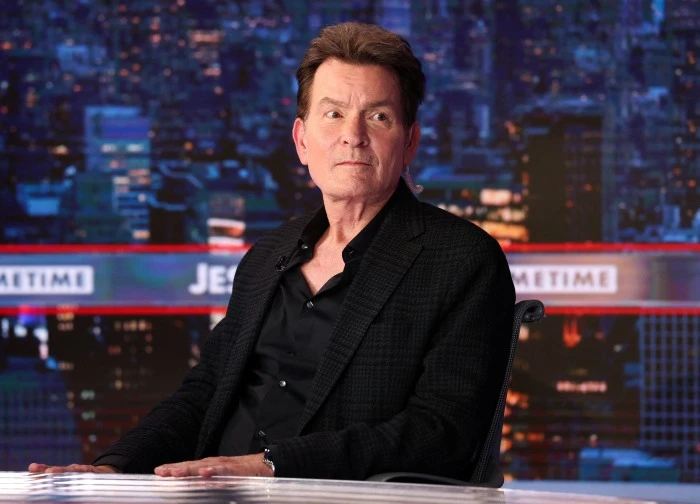 Tài tử Charlie Sheen ra sao sau quá khứ ăn chơi sa đọa, nhiễm HIV?