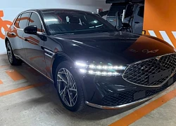 Xe sang Genesis G90 mới tinh rao bán cao hơn Mercedes-Benz S-Class