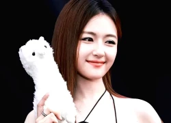 Chỉ cần mỹ nhân này cười thì băng vạn năm cũng tan chảy: Đẹp say đắm lòng người, Google cũng hết từ để khen