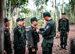 Chiến sĩ quả cảm - Tập 8: Mono xuất sắc, Tiến Luật gây bất ngờ với "cú đấm thép"