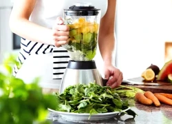 Có nên thay bữa chính bằng sinh tố khi giảm cân?