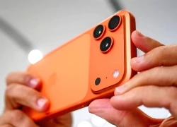 Tại sao iPhone 17 Pro Max 'cháy hàng', màu cam vũ trụ khan hiếm nhất?