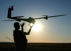 Ukraine cần sản xuất 400.000 UAV mỗi tháng để bắt kịp Nga