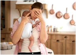 'Có mỗi việc ở nhà...' và cái kết bất ngờ khi con dâu đi vắng