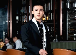 Công Vinh gây phản cảm vì hình ảnh lố "nhức mắt"