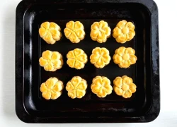 Khởi động mùa bánh Trung thu với công thức làm bánh nướng siêu dễ, không cần nước đường hay nước tro tàu