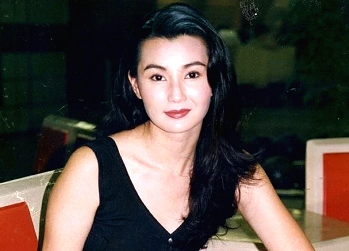 Mỹ nhân một thời Trương Mạn Ngọc sống cô độc, tìm vui từ nuôi gà, làm ruộng