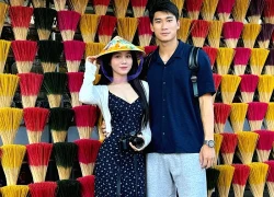Bạn gái tiền đạo tuyển Việt Nam tung ảnh bikini "đốt mắt", vóc dáng nóng bỏng nhất nhì dàn WAGs Việt