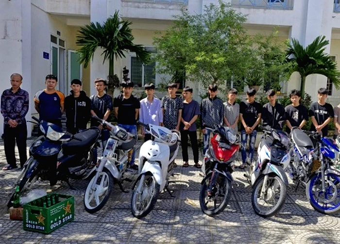 Bắt giữ 16 đối tượng gây rối trật tự công cộng