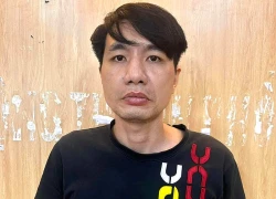 'Cay cú' vì bị xử phạt, người đàn ông phá hoại xe CSGT