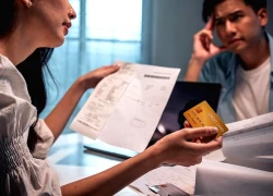 Chồng chỉ đưa 10 triệu đồng/tháng, tôi nghi ngờ lương của anh đi về đâu
