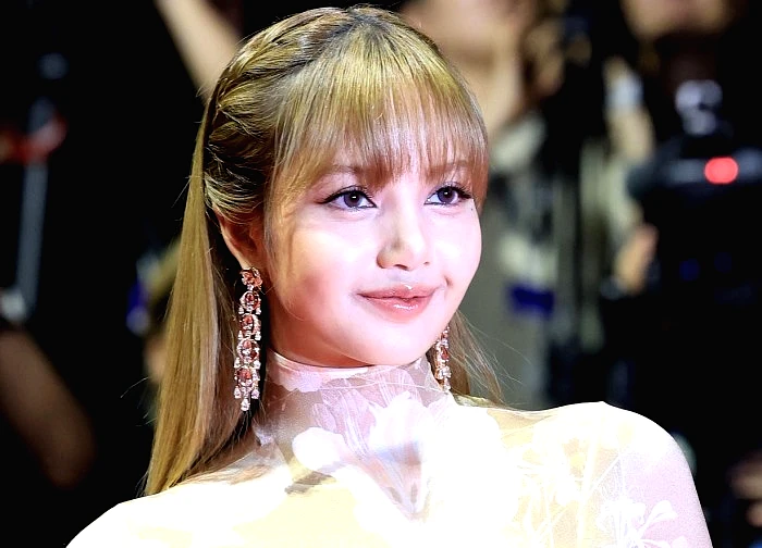 "Con cưng quốc tế" Lisa (BLACKPINK) chịu cảnh bị tẩy chay ngầm tại Trung Quốc