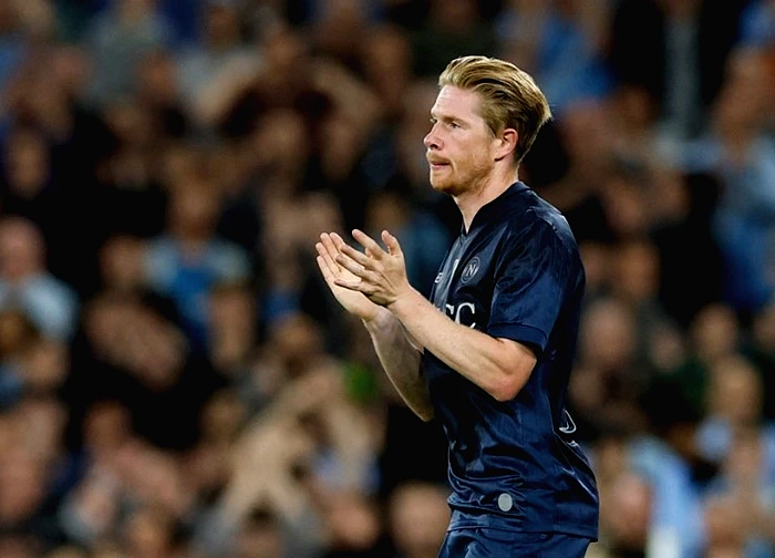Conte xin lỗi De Bruyne