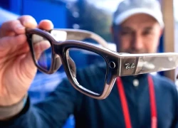 CTO Meta: Apple không cho gửi iMessage trên kính Ray-Bans Display