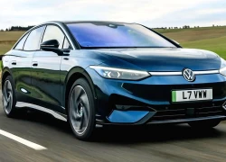 Động cơ Bugatti Chiron di chuyển 613 km với 100 lít xăng