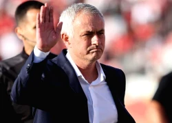 Mourinho khởi đầu như mơ cùng Benfica