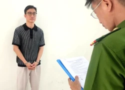 Nam thanh niên dùng hình ảnh nhạy cảm để cưỡng dâm tình cũ