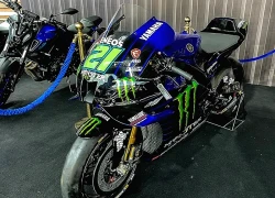 Yamaha YZR-M1 lần đầu tiên dùng động cơ V4
