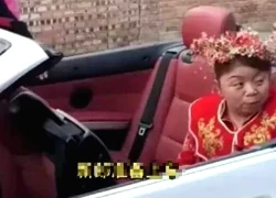 Cô dâu 50 tuổi cưới chú rể 30 tuổi, dân mạng dậy sóng