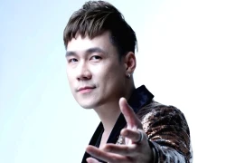 Khánh Phương xin lỗi