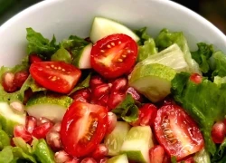 Lựu vào chính vụ, làm ngay món ngon bổ dưỡng giúp tăng cường trí nhớ, kiểm soát đường huyết