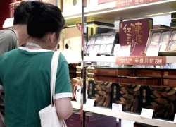 Trung Quốc siết chặt kiểm soát quà tặng bánh Trung thu xa xỉ