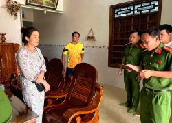 Tú bà điều hành đường dây mại dâm chuyên cung cấp cho quán karaoke