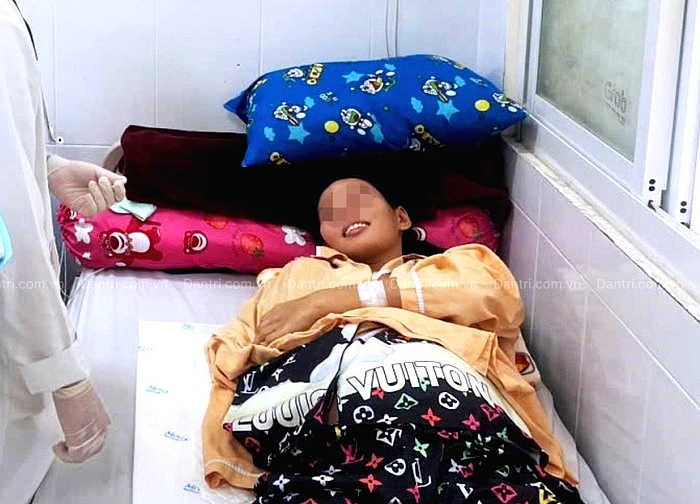 Cô gái được ghép tạm tay đứt lìa vào chân: "Em sẽ cười đến khi con ra đời"