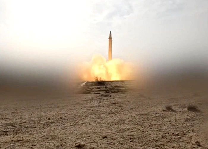 Houthi tuyên bố phóng tên lửa siêu vượt âm tấn công Tel Aviv