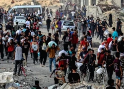Italy, Tây Ban Nha triển khai tàu hải quân hỗ trợ đoàn tàu cứu trợ Gaza