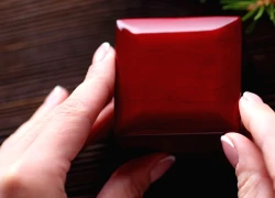 Bạn thân của vợ mừng đám cưới 1 chỉ vàng, chồng đại gia có hành động ngỡ ngàng