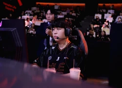 HLE vô tình "hưởng" một lợi ích từ T1