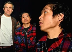 Pax Thiên lộ diện sau nhiều tháng, mặt đầy sẹo, chưa quyết định theo mẹ rời Mỹ