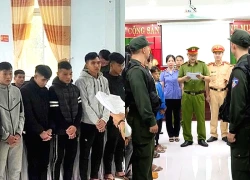 Khởi tố 21 đối tượng vô cớ đánh người