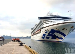 Tàu biển Diamond Princess đưa hơn 2.600 du khách quốc tế đến Cam Ranh