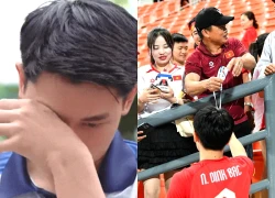 Đình Bắc nghẹn ngào lau nước mắt vì có lỗi với bố mẹ