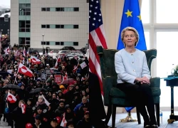 Châu Âu lên các phương án sẵn sàng cho cuộc chiến thương mại với Mỹ