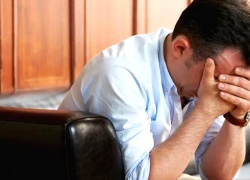 Nghỉ hưu sớm, tiền nhiều, sau 2 năm, cựu trưởng phòng chỉ mong được đi làm lại