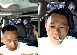 Bị nhắc nhở không hút thuốc lá trong xe, khách hành hung tài xế