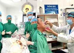 Đi khám vì lồi mắt, phát hiện u nhầy xoang trán lan vào hốc mắt hiếm gặp