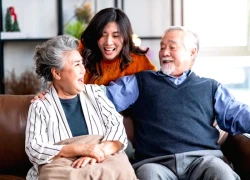 Về già mới thấm: Có tiền, có sức khỏe... vẫn không bằng sống cùng con cháu