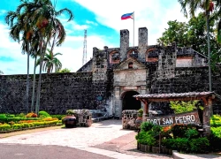 Cebu - "Ở giữa mọi thứ, cảm nhận mọi thứ"