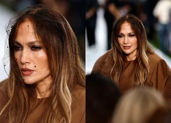 Cát sê gây sốc của Jennifer Lopez tại 'Paris Fashion Week'